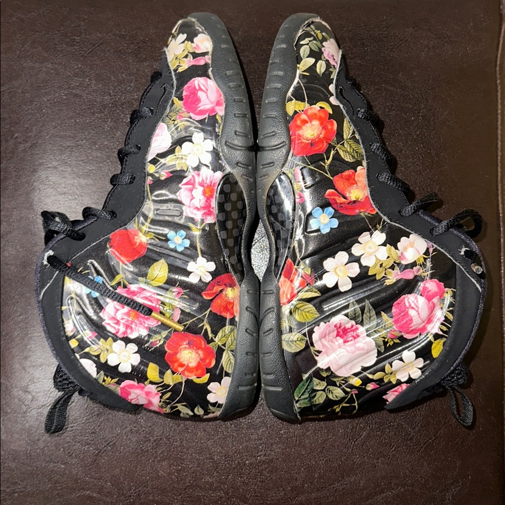 (SOLD) 2019 Kids Nike Little Posite PS…”Floral”… - Picture 5 of 10